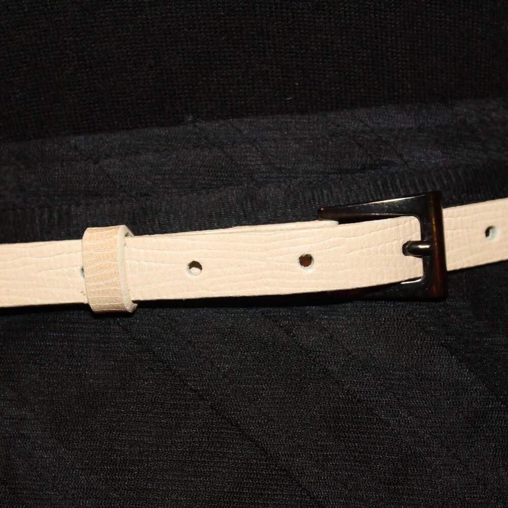 White House Black Market Thin Ivory Leather Belt Italian Lizard embossed Small
